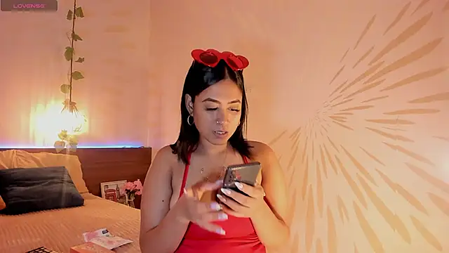 Snapshot of Laurentdupont04 chatting on 02.16.25 Laurentdupont04 online show from 02.16.25