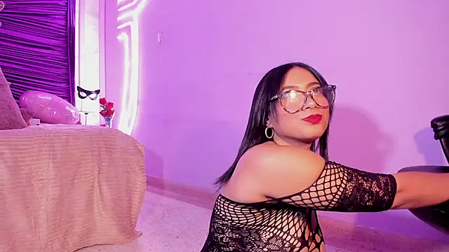 Snapshot of Laurentdupont04 chatting on 02.20.25 Laurentdupont04 online show from 02.20.25