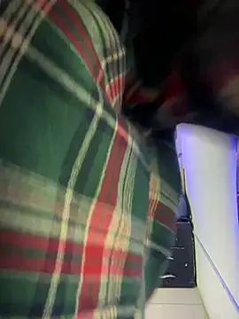 Im Little online show from 01.30.25