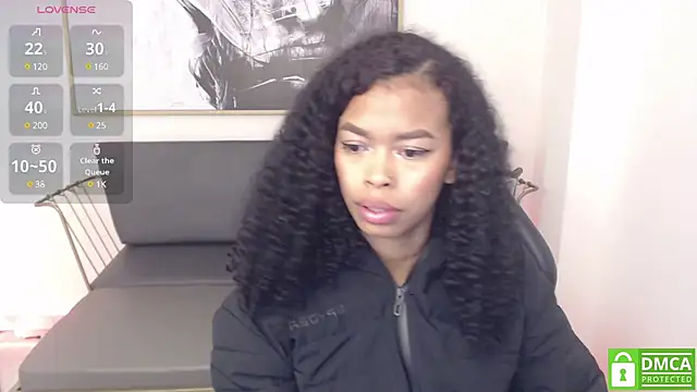 Snapshot of Shenna_brunette_ chatting on 02.12.25 Shenna brunette online show from 02.12.25