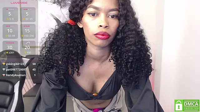 Snapshot of Shenna_brunette_ chatting on 02.16.25 Shenna brunette online show from 02.16.25