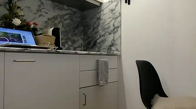 Snapshot of brazilianbbinuk chatting on 03.10.25 brazilianbbinuk online show from 03.10.25