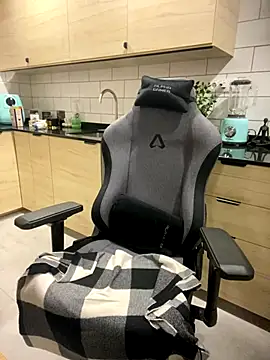 Snapshot of brazilianbbinuk chatting on 09.08.25 brazilianbbinuk online show from 09.08.25