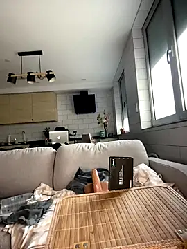 Snapshot of brazilianbbinuk chatting on 10.21.25 brazilianbbinuk online show from 10.21.25