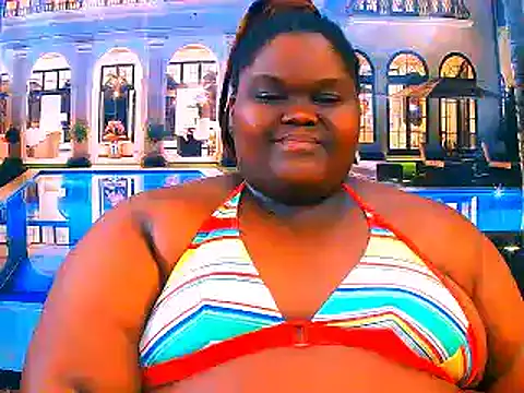 Snapshot of EbonyHotBuns chatting on 04.24.26 EbonyHotBuns online show from 04.24.26