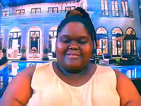 Snapshot of EbonyHotBuns chatting on 04.30.26 EbonyHotBuns online show from 04.30.26