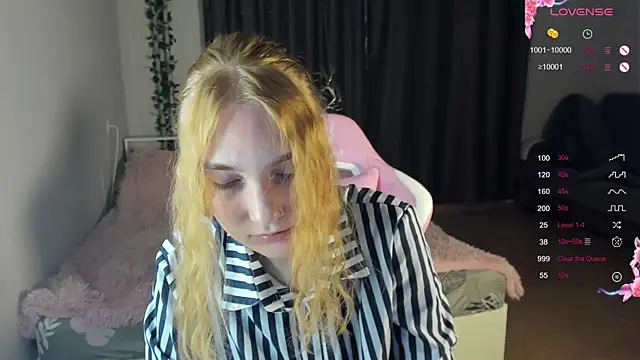 ReddHotPipper online show from 12.13.24