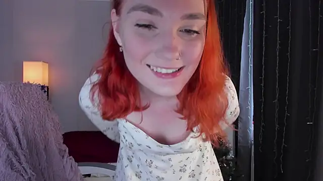 Snapshot of ReddHotPipper chatting on 12.22.25 ReddHotPipper online show from 12.22.25