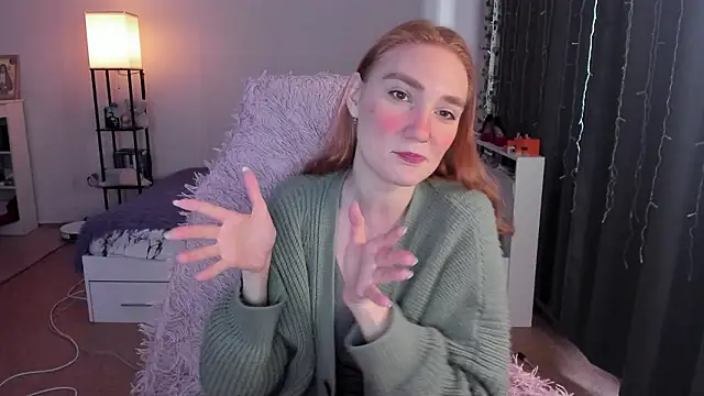 Snapshot of ReddHotPipper chatting on 03.01.26 ReddHotPipper online show from 03.01.26