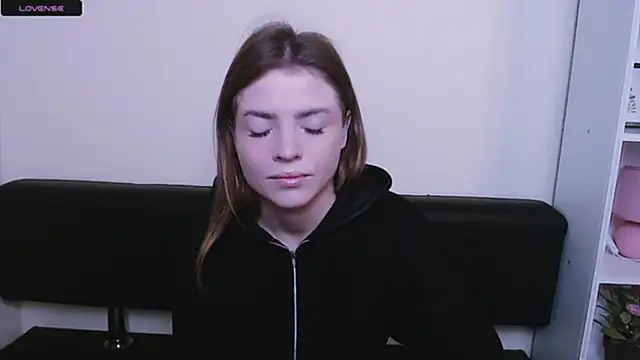 Snapshot of MissOliviaa_ chatting on 01.08.25 MissOliviaa  online show from 01.08.25