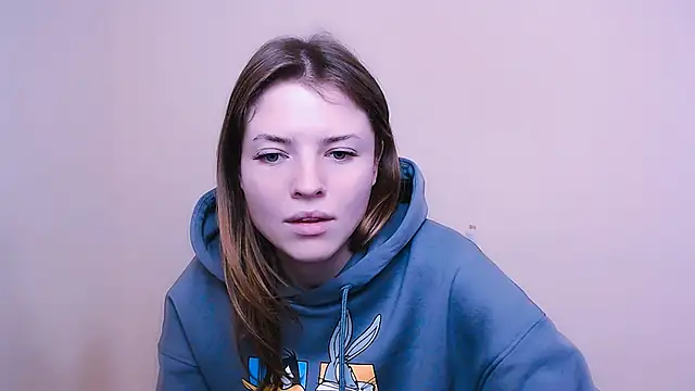 Snapshot of MissOliviaa_ chatting on 01.10.25 MissOliviaa  online show from 01.10.25