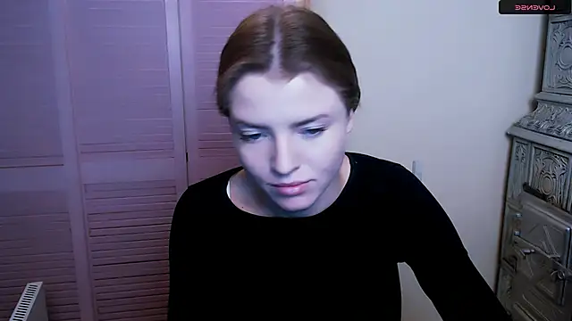 Snapshot of MissOliviaa_ chatting on 01.12.25 MissOliviaa  online show from 01.12.25