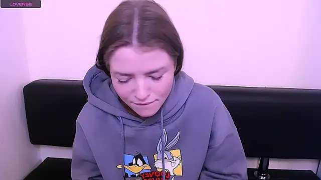 Snapshot of MissOliviaa_ chatting on 01.21.25 MissOliviaa  online show from 01.21.25