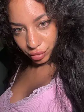 AlyssaHottv  online show from 04.22.26