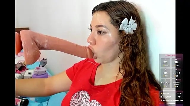 hade cute online show from 01.17.25