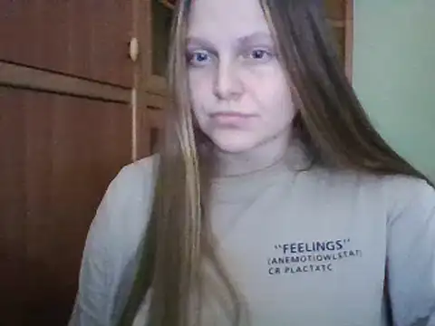 Evasapples online show from 12.12.24