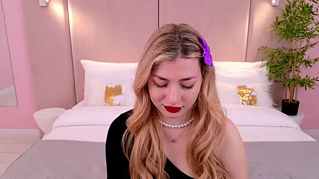 HelenaMorgan online show from 02.07.25