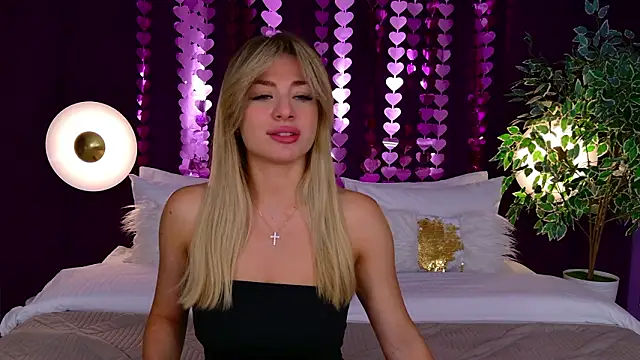 Snapshot of HelenaMorgan chatting on 03.13.26 HelenaMorgan online show from 03.13.26