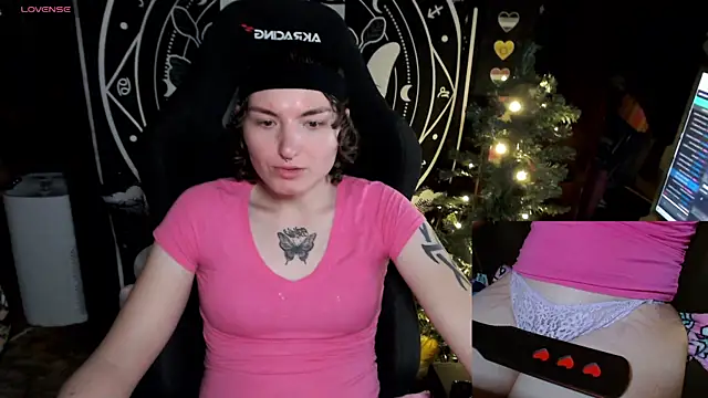 BrandiWRLD 999 online show from 12.21.24