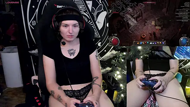 BrandiWRLD 999 online show from 12.26.24