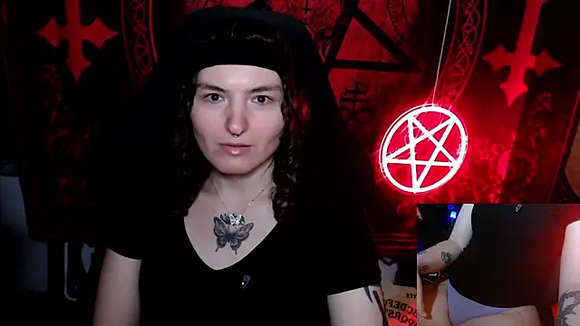 BrandiWRLD 999 online show from 10.15.25