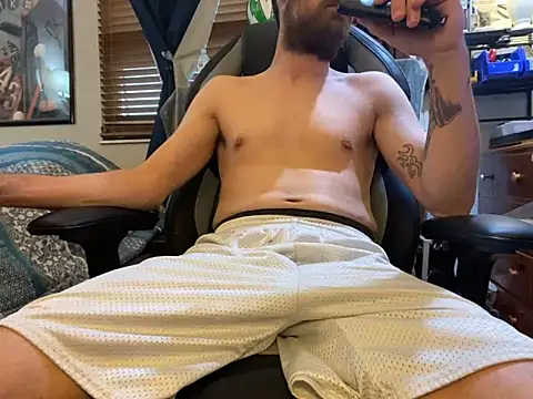 slutty guy12 online show from 01.26.25