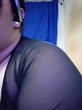 valeriadiax online show from 04.17.26