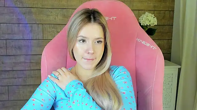 MilanaBalmain online show from 02.02.26