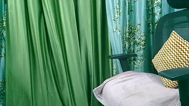 Lovely Sanvi online show from 03.04.26