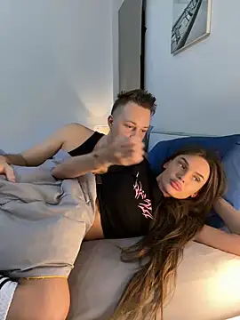 Snapshot of dreamgirls100 chatting on 01.07.25 dreamgirls100 online show from 01.07.25