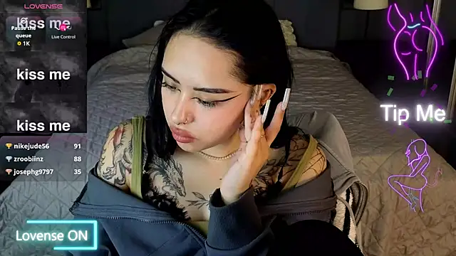 baby  kim online show from 12.19.25