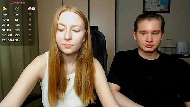 Snapshot of AliceStoneJhonyStone chatting on 02.16.25 AliceStoneJhonyStone online show from 02.16.25