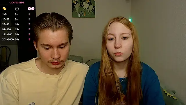 Snapshot of AliceStoneJhonyStone chatting on 03.13.25 AliceStoneJhonyStone online show from 03.13.25