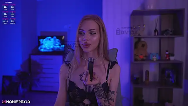 ManiFreyja online show from 12.13.24