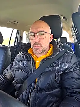 Snapshot of Crosss-23cm chatting on 03.26.26 Crosss-23cm online show from 03.26.26