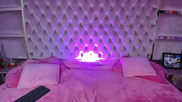 Snapshot of Harii_02 chatting on 12.03.25 Harii 02 online show from 12.03.25