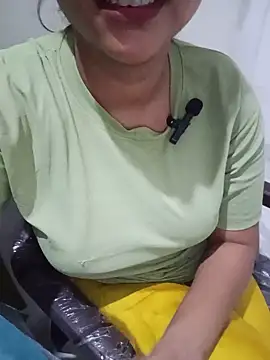 Snapshot of EeshaBhabi chatting on 07.15.26 EeshaBhabi online show from 07.15.26