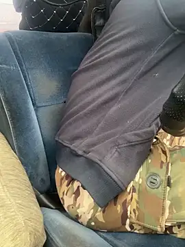 Snapshot of AlexGWoW chatting on 12.16.25 AlexGWoW online show from 12.16.25