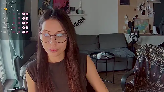 Snapshot of valorant_girl chatting on 04.05.26 valorant girl online show from 04.05.26