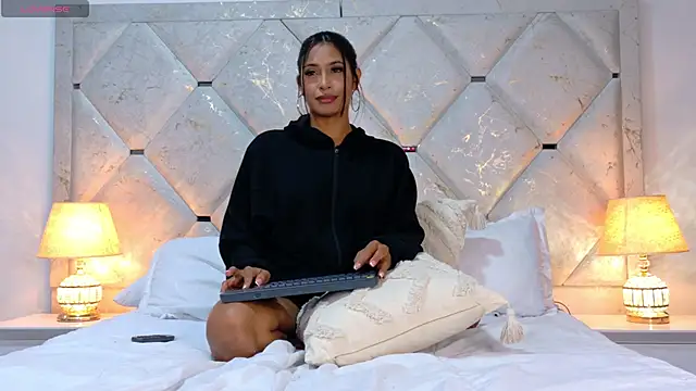 Anna risse online show from 02.28.25