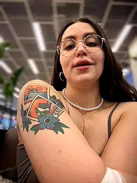 meow girl online show from 12.03.25