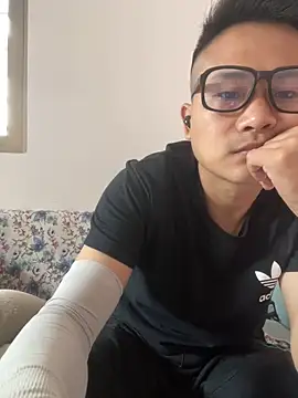 Snapshot of lixiaoshuai8 chatting on 03.12.25 lixiaoshuai8 online show from 03.12.25