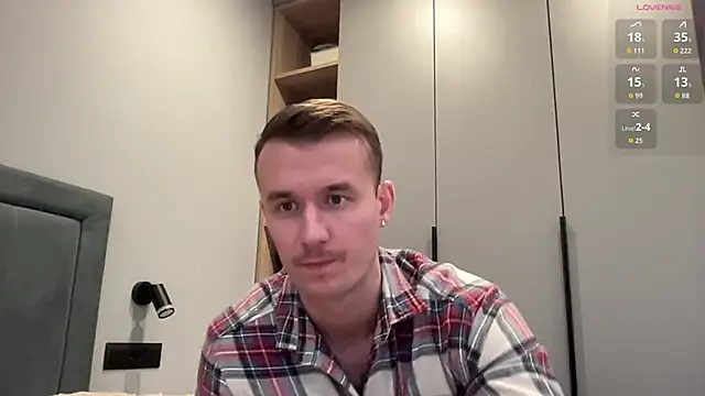 cute mark online show from 12.02.25