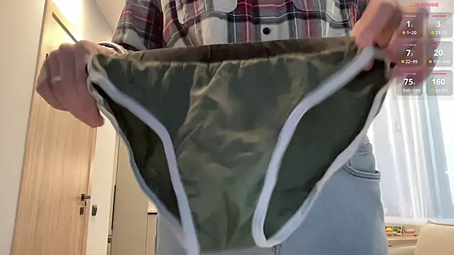 cute mark online show from 12.05.25