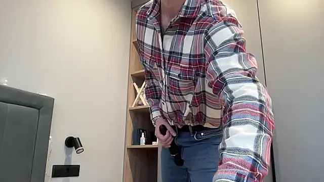 cute mark online show from 12.20.25