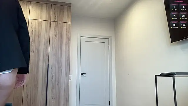 cute mark online show from 03.05.26