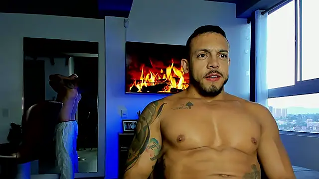 Snapshot of Maximo_Marcelo chatting on 01.30.25 Maximo Marcelo online show from 01.30.25