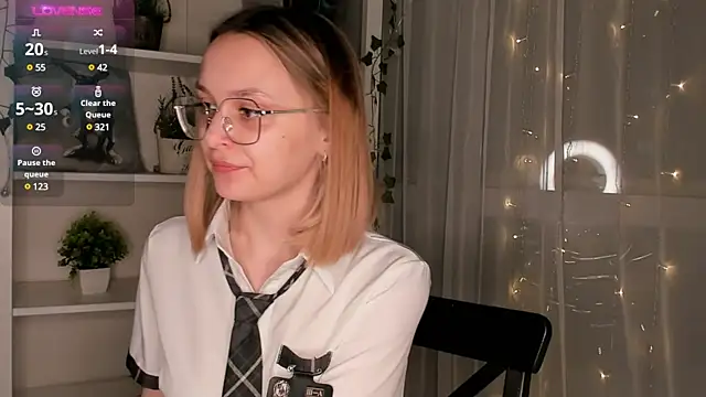 Snapshot of ms_elizabethqueen chatting on 01.11.25 ms elizabethqueen online show from 01.11.25