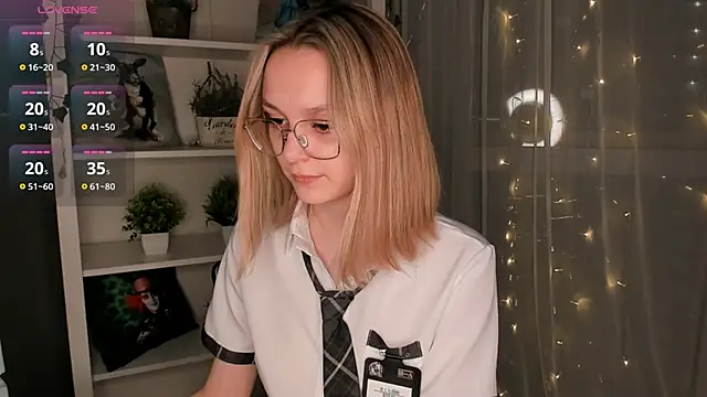 Snapshot of ms_elizabethqueen chatting on 02.08.25 ms elizabethqueen online show from 02.08.25
