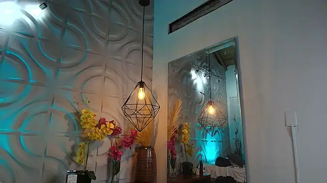 Venusflame   online show from 11.29.25